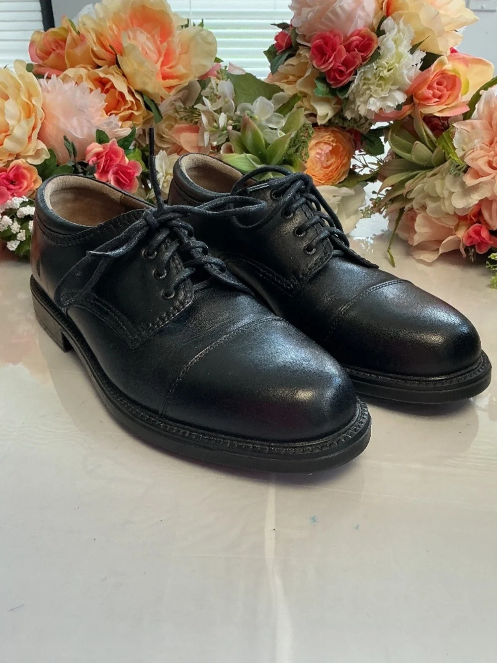 Dockers Men’s Black Leather Cap Toe Lace Up Dress Shoes Office Work Size 9M